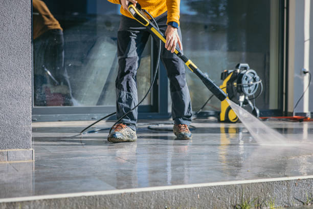 Best Pool Deck Cleaning  in Deerwood, TX